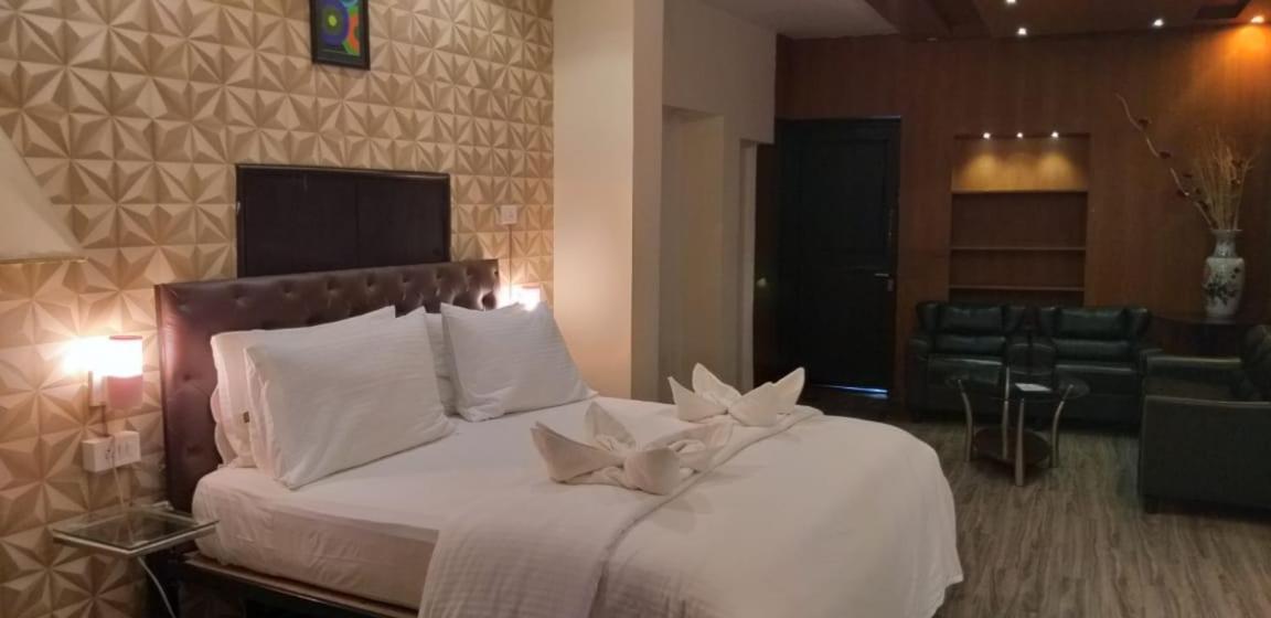 Creek Hotel - Panaji Bagian luar foto