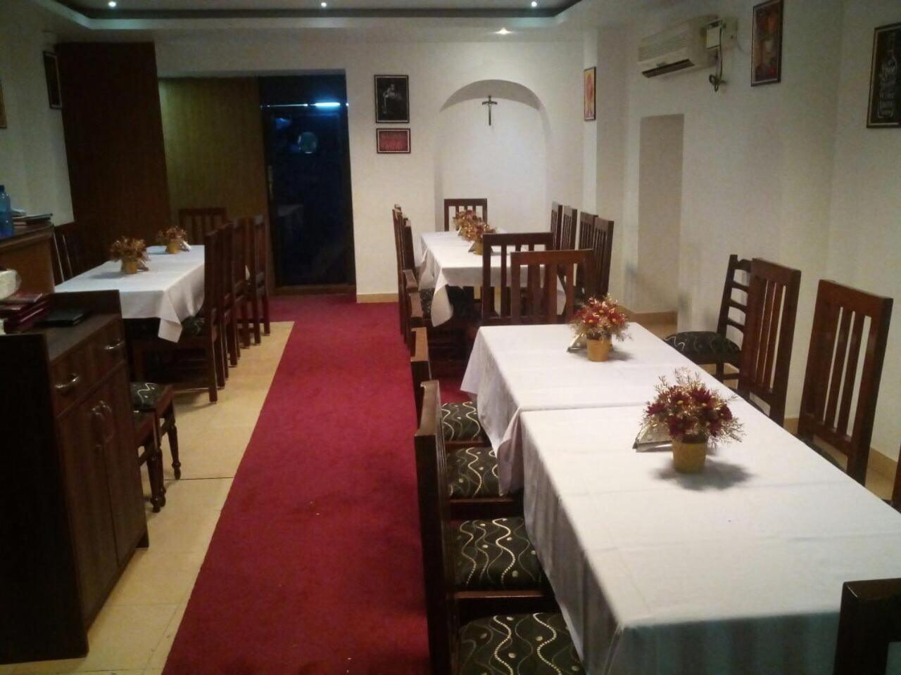Creek Hotel - Panaji Bagian luar foto